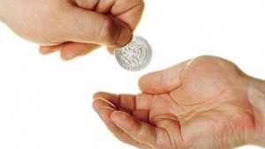 sng h27101 06b6668de5f8c187ac4a034433fb56f2 300x169 Деньги на благотворительность: как их давать?